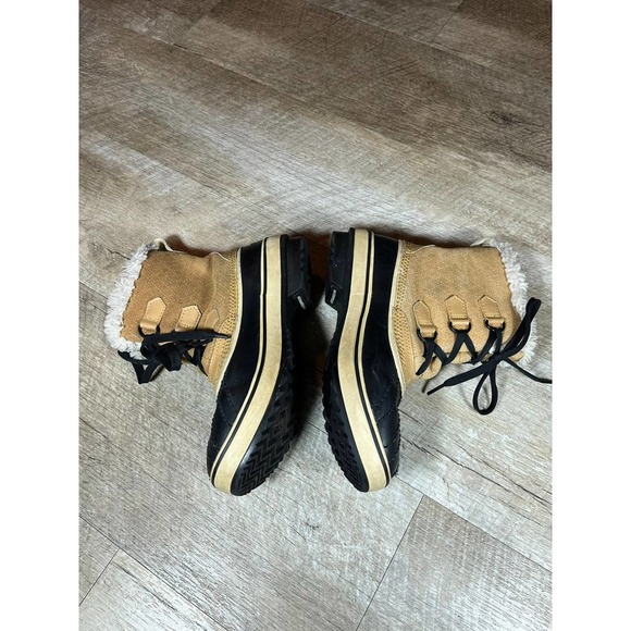 Sorel Tivoli Waterproof Tan Winter Boots Womens size 7 - Picture 3 of 7